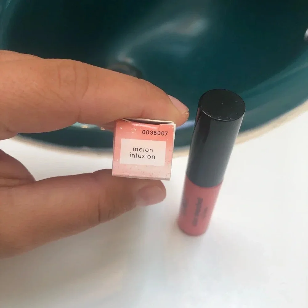 NIB LAURA GELLER MINI MELON INFUSION LIP GLOSS